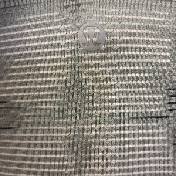 Lululemon Swiftly Tech Long Sleeve 2.0 MultiDye Shibori Stripe Graphite Grey 10 - Picture 6 of 10